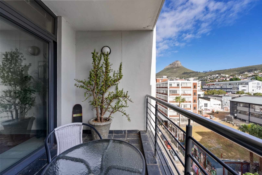 2 Bedroom Property for Sale in Cape Town City Centre Western Cape